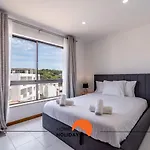 公寓 #169 3br Medronheira Spacious & Relax