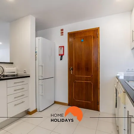 #169 T3 Medronheira By Holidays *