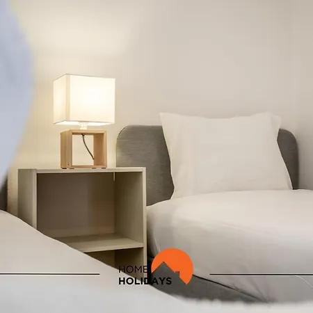 #169 T3 Medronheira By Holidays Appartamento