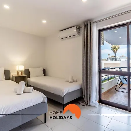 #169 T3 Medronheira By Holidays * Albufeira