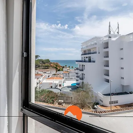 #169 T3 Medronheira By Holidays Apartment *