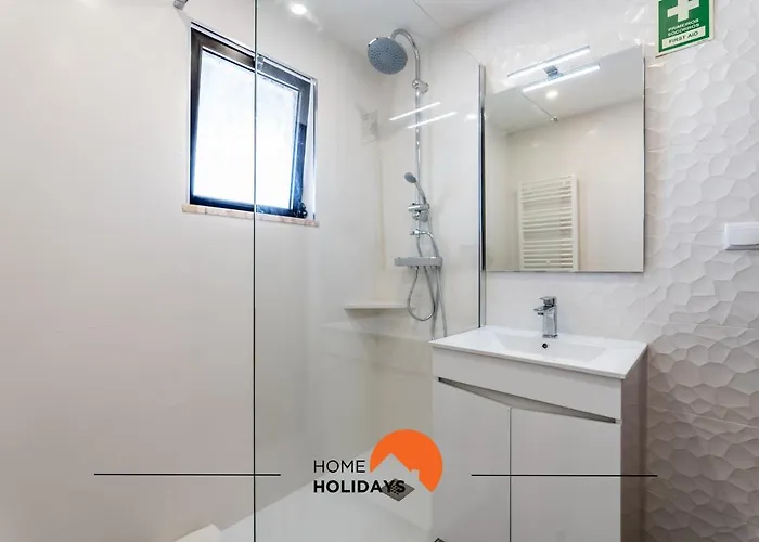 #169 T3 Medronheira By Holidays *